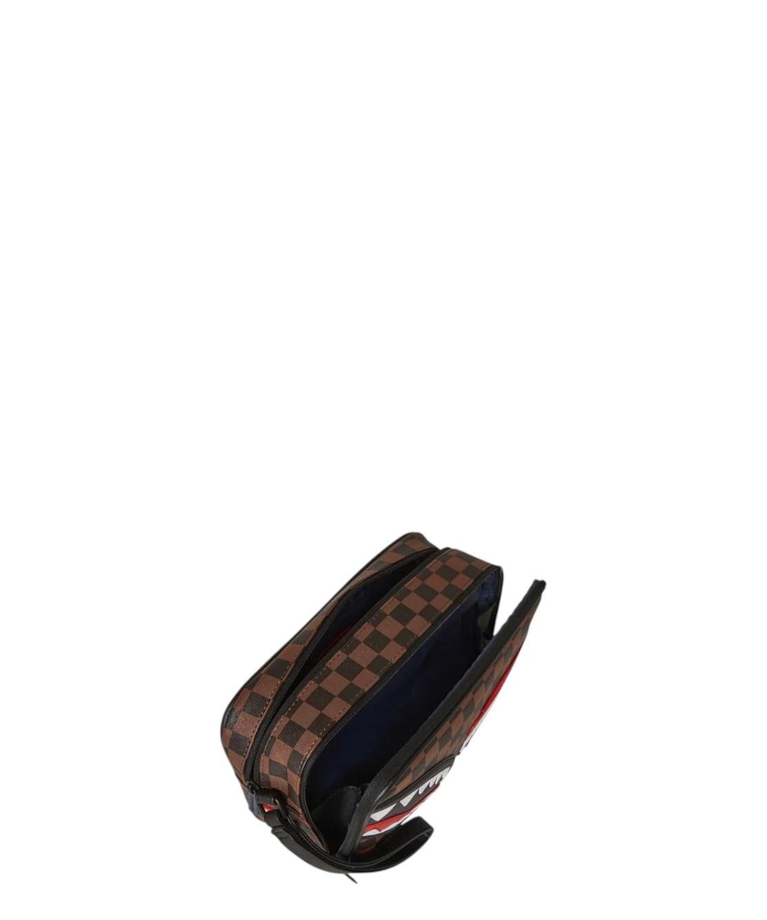 910B7492SNXMACHINE FRANCAISE TOILETRY_2_P