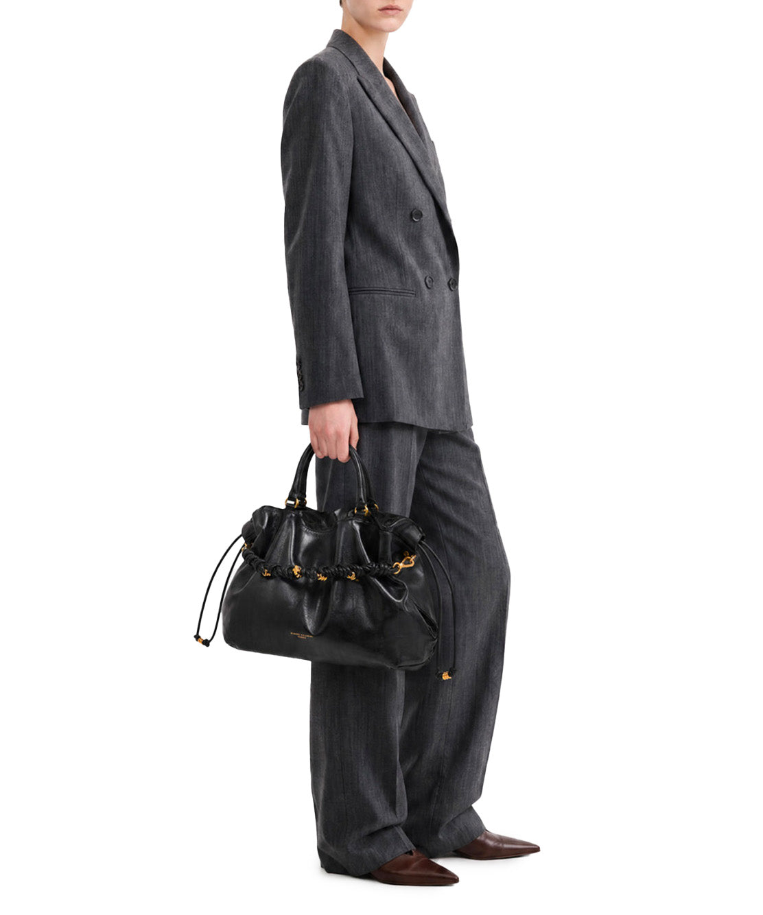 BS12261 EEL001 NERO_6_P