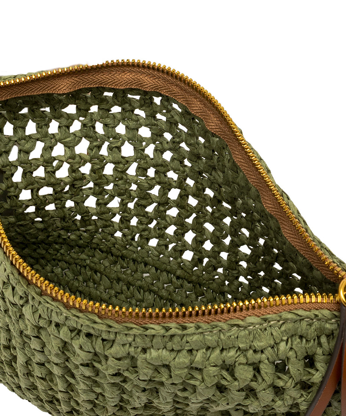 BS11950 COMM STR CRCHTAIGA_4_P