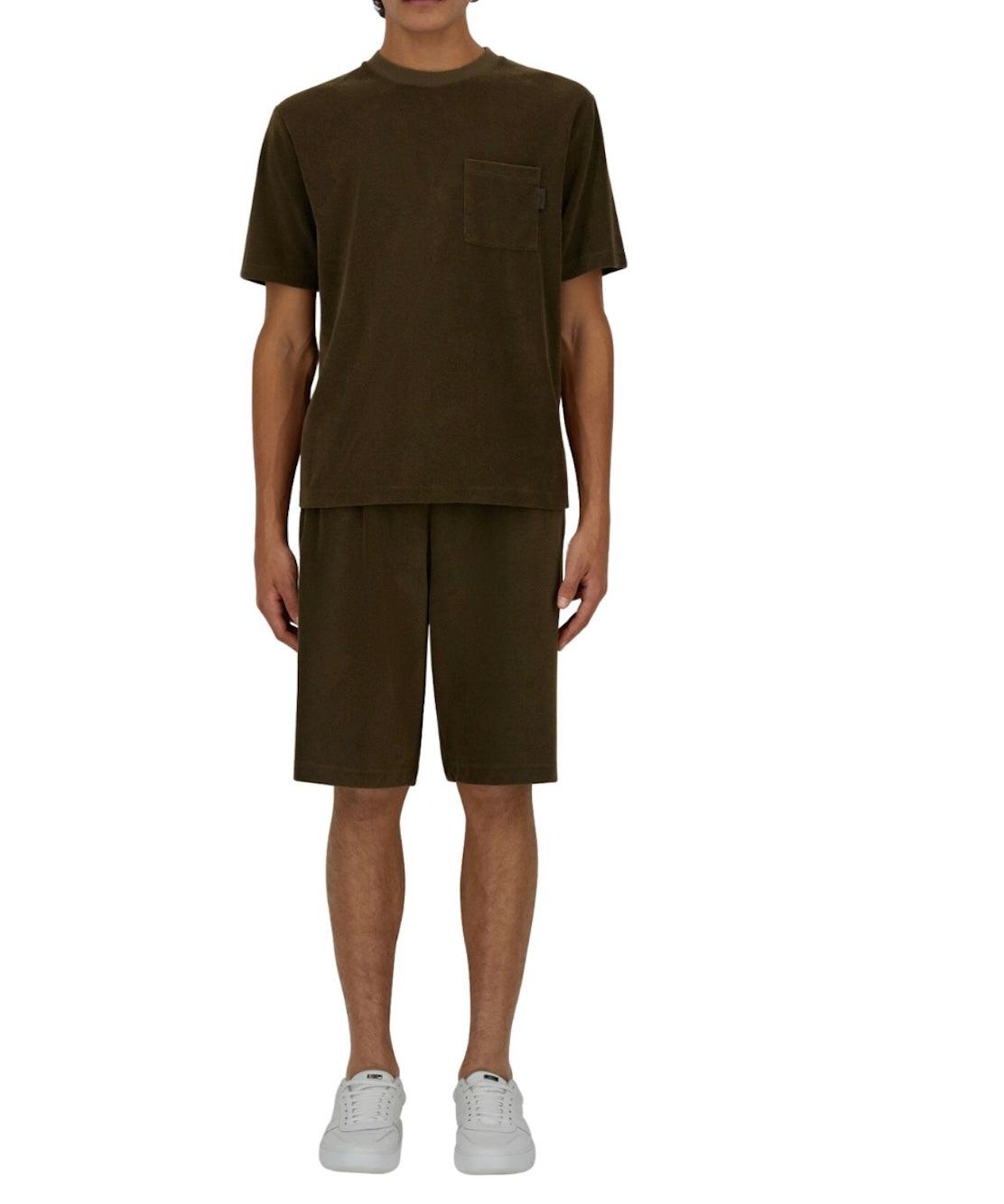 JG000226U 500817745_3_P